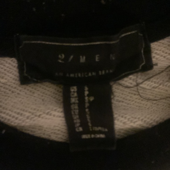 Forever 21 crew neck size S - Picture 2 of 3